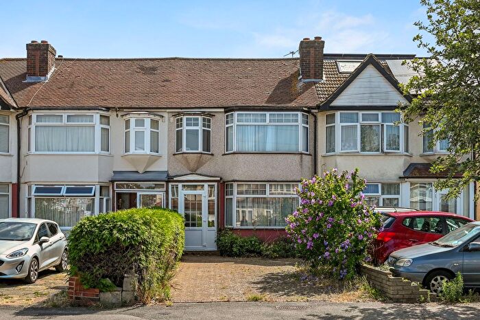 3 Bedroom Terraced House For Sale In Henley Avenue, Cheam, SM3