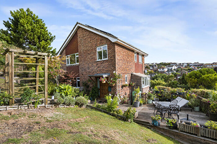5 Bedroom Detached House For Sale In Lindfield Close, Saltdean, Brighton, East Sussex, BN2
