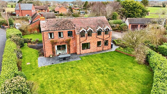 5 Bedroom Detached House For Sale In The Laurels, Rodington, Shrewsbury, Shropshire, SY4
