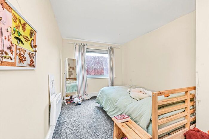 1 Bedroom Flat To Rent In Willow Way, Sydenham, SE26