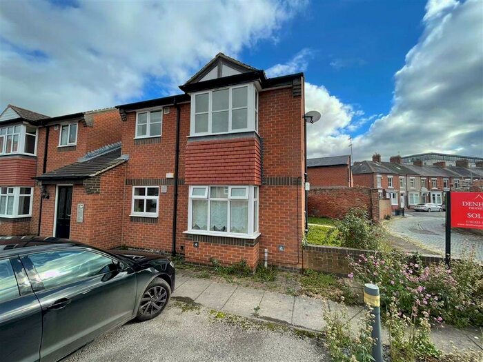 2 Bedroom Apartment To Rent In Bakers Court, Darlington, DL3