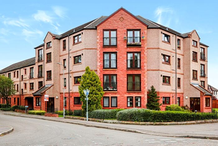 2 Bedroom Flat For Sale In Brown Court, Grangemouth, FK3
