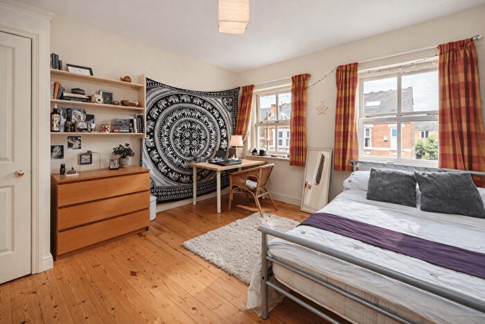 4 Bedroom Flat To Rent In Lenton Boulevard, Nottingham, NG7