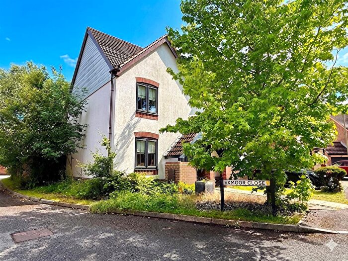 3 Bedroom Semi-Detached House For Sale In Exmoor Close, Whiteley, PO15