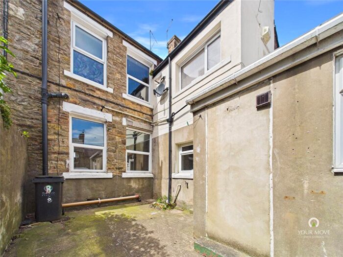 2 Bedroom Flat For Sale In Edgewell Avenue, Prudhoe, Northumberland, NE42