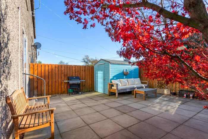 2 Bedroom Flat To Rent In Broomfield Crescent, Corstorphine, Edinburgh, EH12