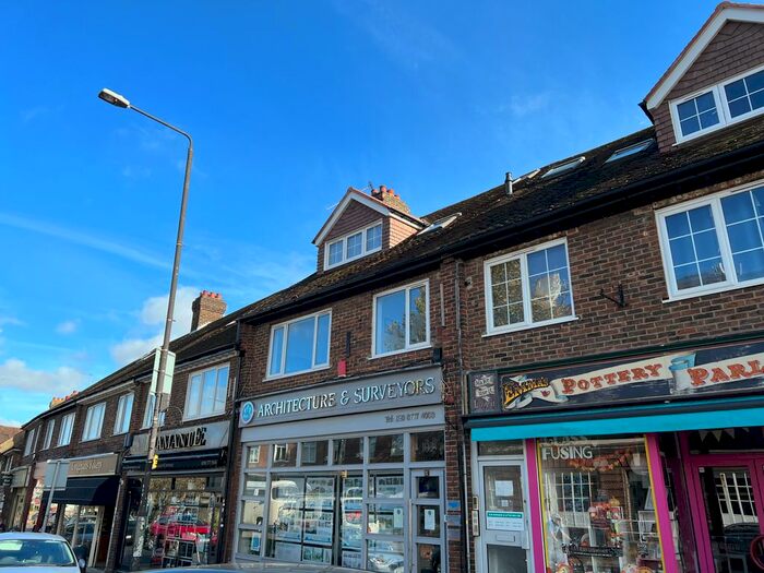 2 Bedroom Flat To Rent In Station Road, West Wickham, BR4