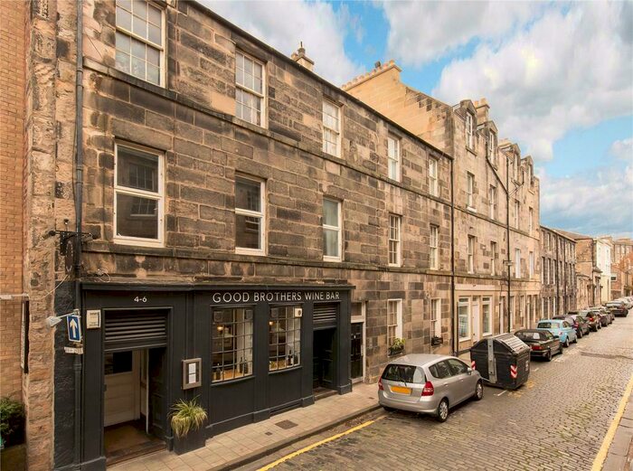 2 Bedroom Flat To Rent In , Dean Street, Edinburgh, EH4