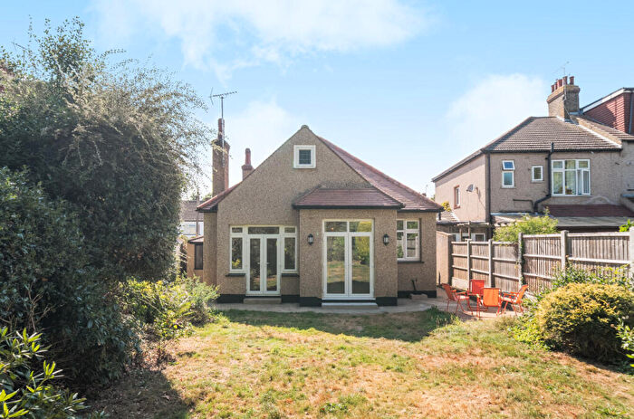 3 Bedroom Bungalow For Sale In Ennismore Gardens, Southend-on-Sea, Essex, SS2