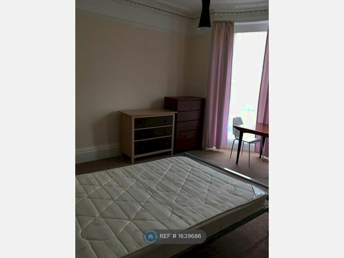 Studio To Rent In Redland, Bristol, BS6