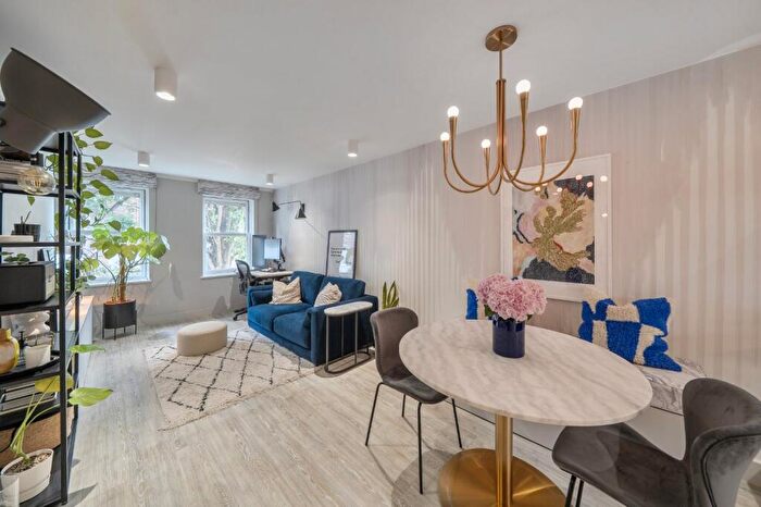 1 Bedroom Flat For Sale In Rotherfield Street, Islington, London, N1