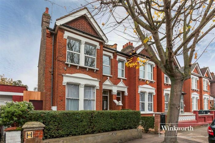 1 Bedroom Flat To Rent In Lordsmead Road, London, N17