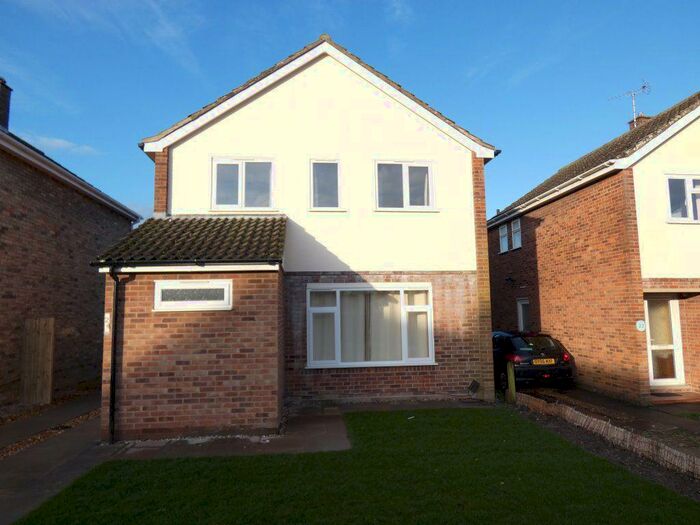 3 Bedroom House To Rent In Greystoke Road, CB1