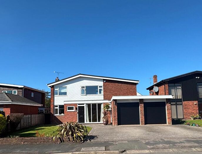 4 Bedroom Detached House For Sale In Dugard Place, Barford, Warwick, CV35