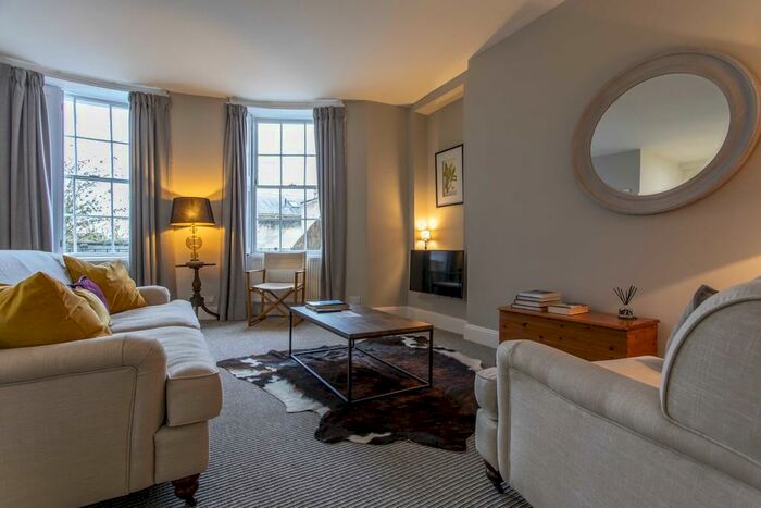 3 Bedroom Apartment To Rent In Portland Place, Bath, BA1