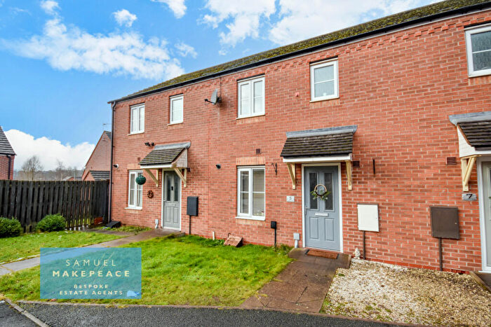 3 Bedroom Town House For Sale In Bullhurst Close, Norton Heights, Stoke-on-Trent, ST6