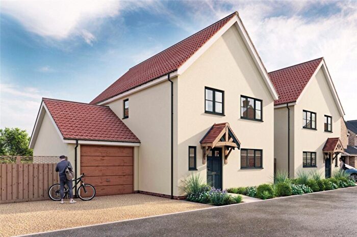 4 Bedroom Detached House For Sale In Alan Avenue, Newton Flotman, Norwich, NR15
