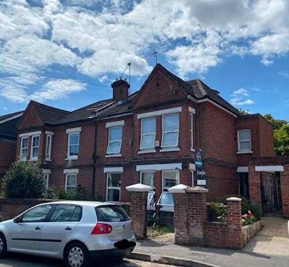 1 Bedroom Flat To Rent In Westridge Road, Southampton, Hampshire, SO17