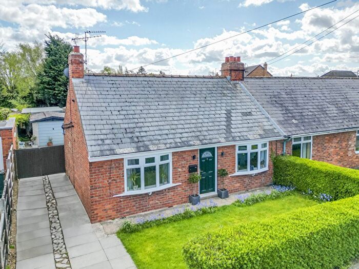 3 Bedroom Bungalow For Sale In Drome Road, Copmanthorpe, York, YO23