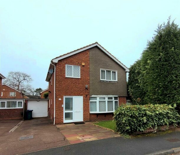 4 Bedroom Detached House To Rent In Tysoe Drive, Sutton Coldfield, B76