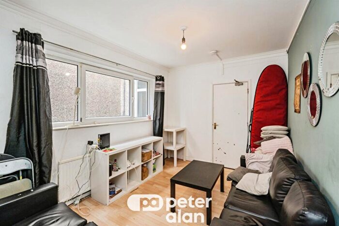 5 Bedroom Terraced House For Sale In Rhyddings Park Road, Brynmill, Swansea, SA2