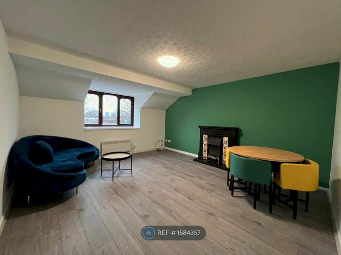 2 Bedroom Flat To Rent In Brunel Close, Coventry, CV1