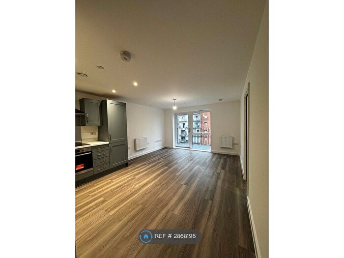 1 Bedroom Flat To Rent In John Thornycroft Road, Southampton, SO19