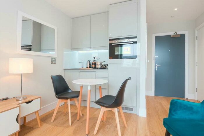 1 Bedroom Apartment To Rent In Springfield Road, Chelmsford, CM2