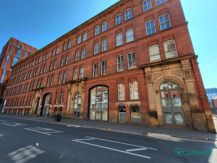 2 Bedroom Maisonette To Rent In Newton Street, Manchester, M1