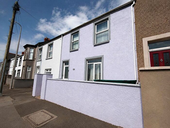 3 Bedroom Terraced House For Sale In Priory Road, Milford Haven, Pembrokeshire, SA73