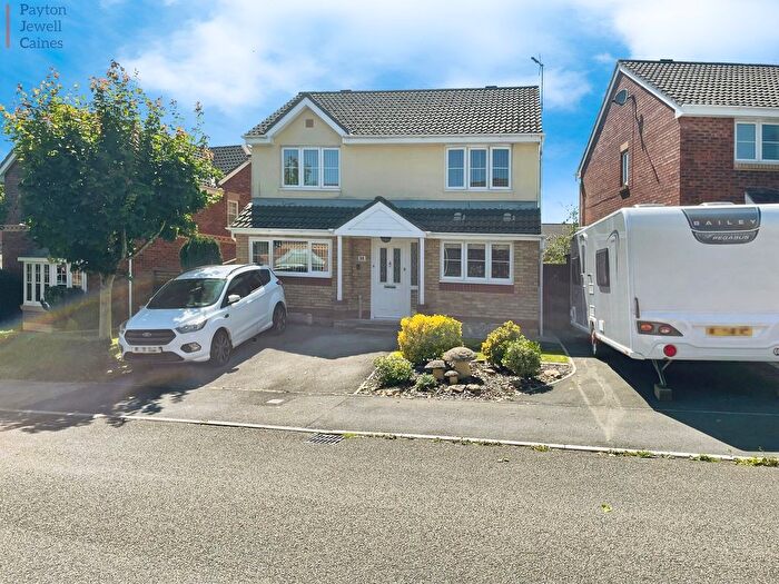 4 Bedroom Detached House For Sale In Clos Henblas, Broadlands, Bridgend County., CF31
