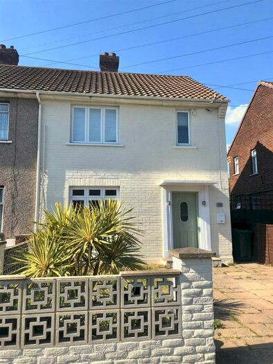 3 Bedroom Semi-Detached House To Rent In Wellcome Avenue, Dartford, Kent, DA1