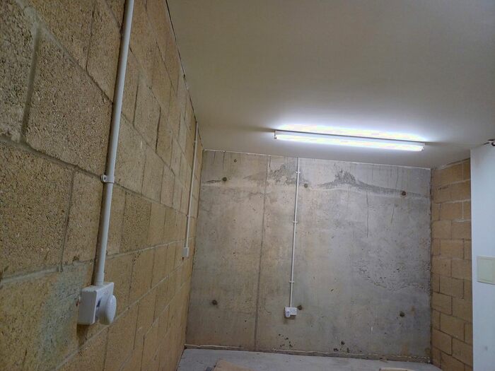 Retail Property To Rent In Buckley Close, London, SE23