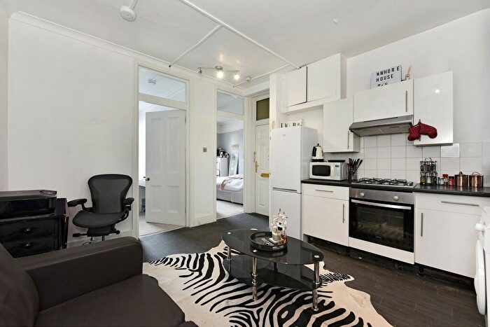 2 Bedroom Flat To Rent In Fulham High Street, Fulham, SW6