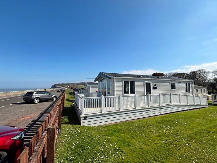 2 Bedroom Park Home For Sale In Hoburne, Blue Anchor, TA24