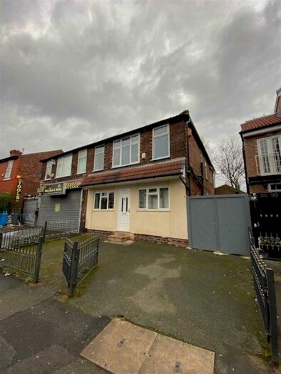 6 Bedroom Private Hall To Rent In Old Moat Lane, Withington, M20