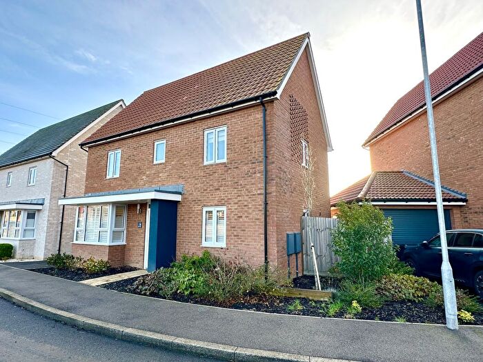 3 Bedroom Detached House For Sale In Marsh Rise, Ashford, TN23