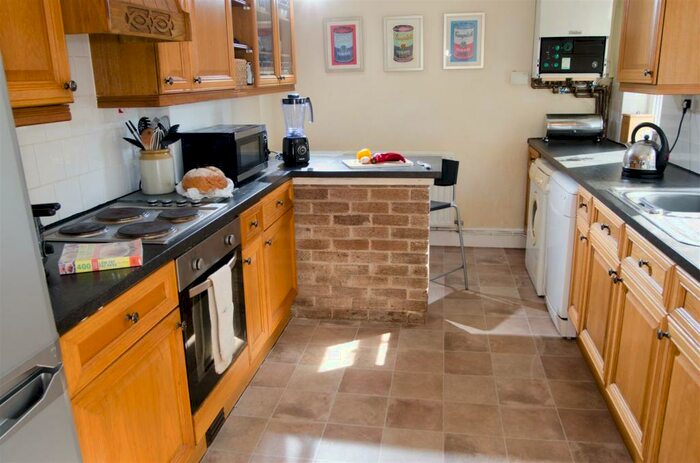 4 Bedroom Private Hall To Rent In Coulston Road, Lancaster, LA1