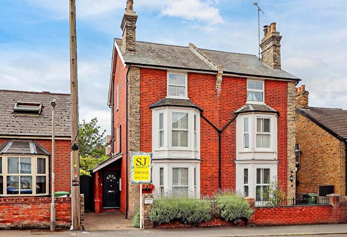 3 Bedroom Semi-Detached House For Sale In Western Road, Burnham-On-Crouch, CM0