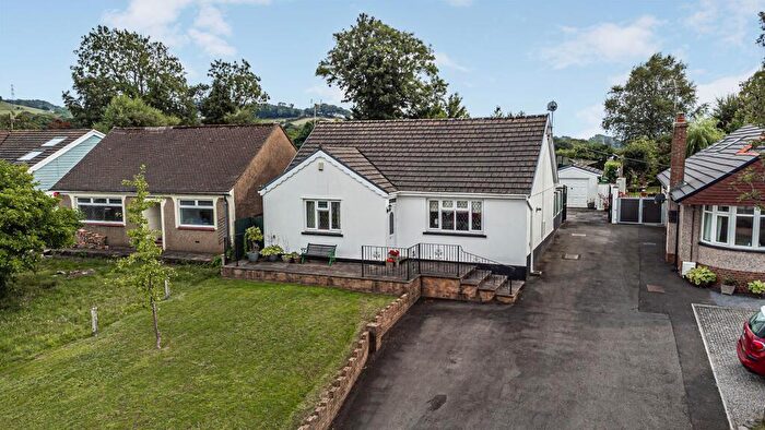 4 Bedroom Detached House For Sale In Heol Dowlais, Efail Isaf, CF38