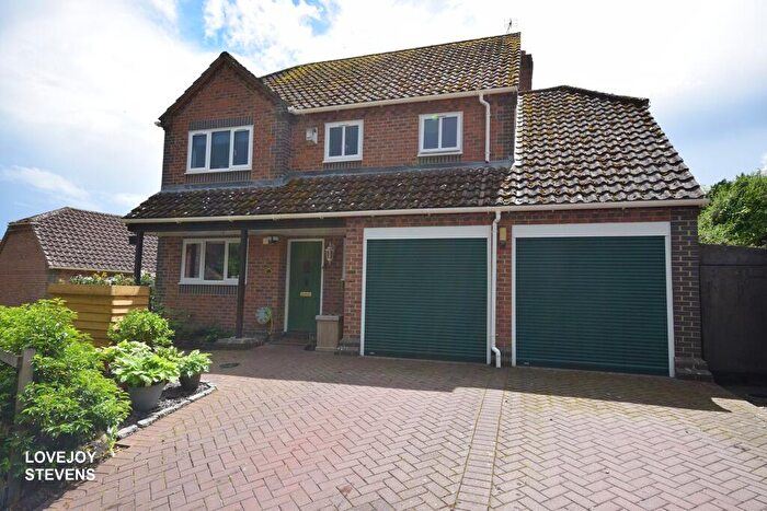 4 Bedroom Detached House For Sale In Kiln Drive, Curridge - Berkshire, RG18