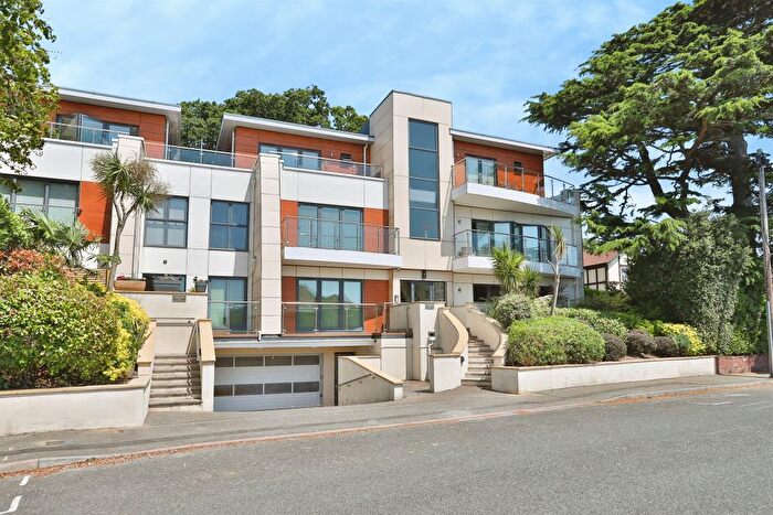 2 Bedroom Flat For Sale In Glenair Road, Poole, BH14