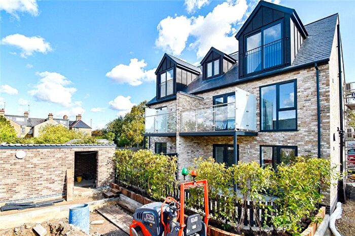 1 Bedroom Flat To Rent In Mowbray Road, Cambridge, CB1