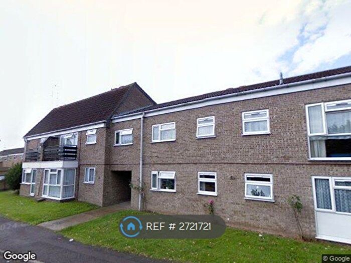 2 Bedroom Maisonette To Rent In Tom Jennings Close, Newmarket, CB8