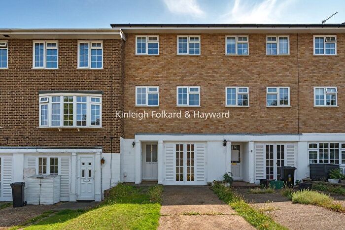4 Bedroom Terraced House For Sale In Tavistock Road, Bromley, BR2