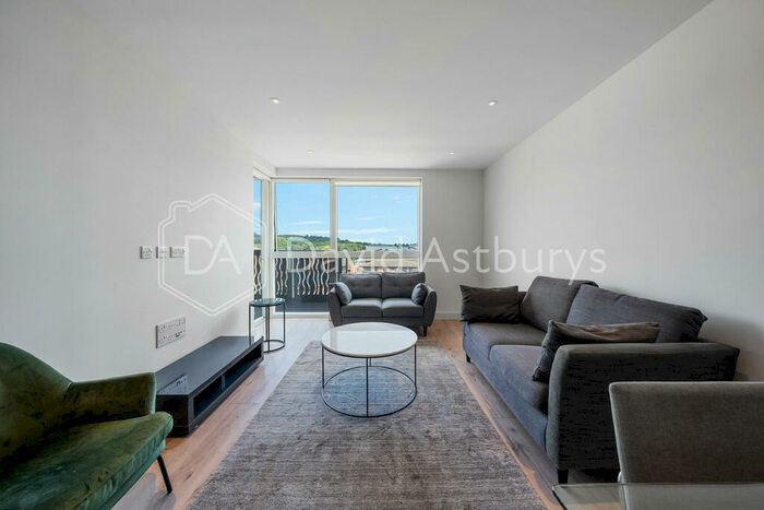 2 Bedroom Apartment To Rent In High Street, Hornsey, London, N8