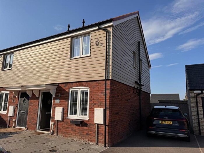 2 Bedroom Property To Rent In Canterbury Mews, Donington, Spalding, PE11
