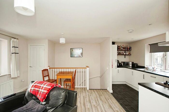 2 Bedroom Flat For Sale In Great Brier Leaze, Bristol, Avon, BS34