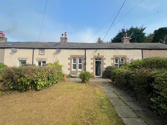 2 Bedroom Cottage To Rent In Cruddas Terrace, Bellingham, NE48