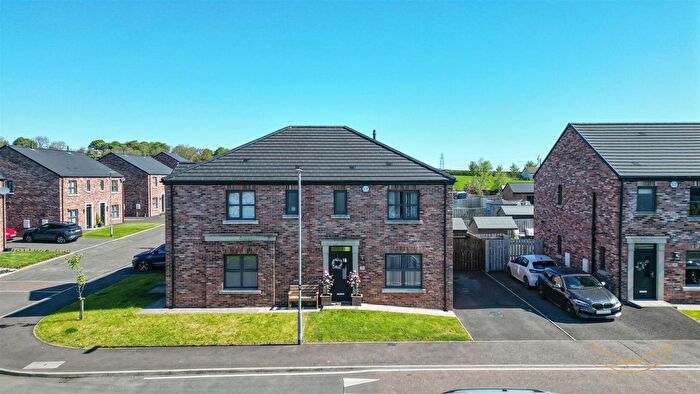 3 Bedroom Semi-Detached House For Sale In Upper Gateside Grove, Ballyclare, BT39